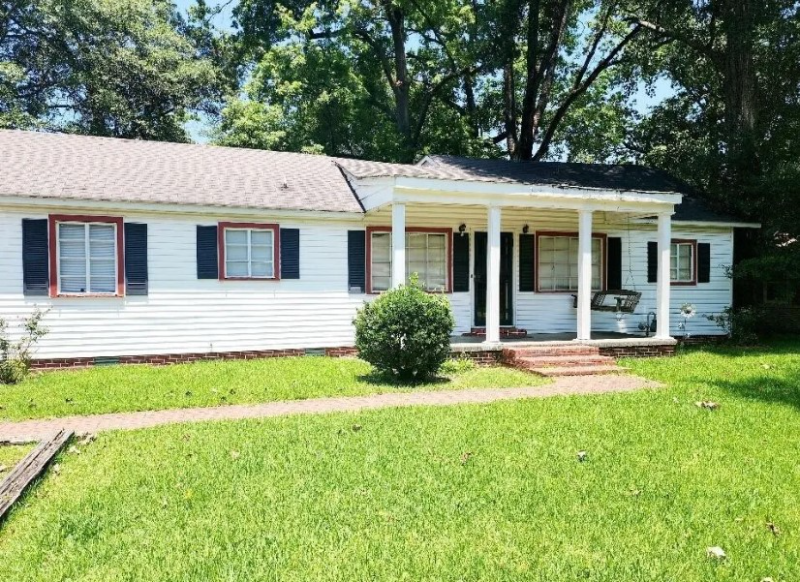 803 5th St - Photo 2 of 26