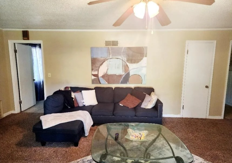 803 5th St - Photo 3 of 26