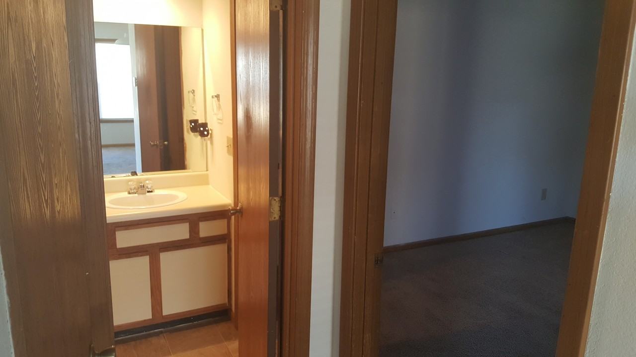 3407 E Covington St - Photo 5 of 15