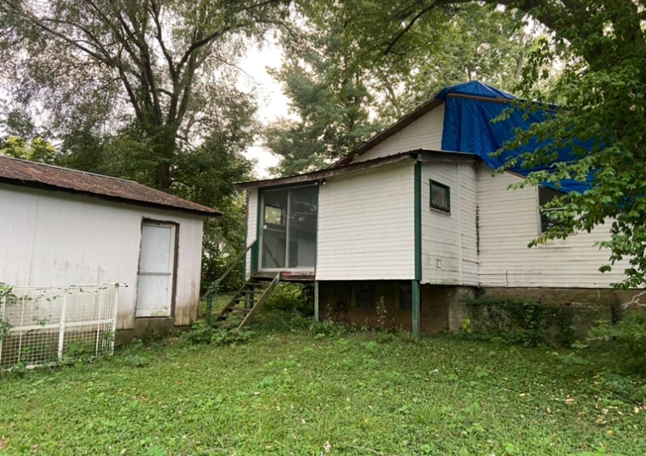 712 Hunt St - Photo 2 of 18