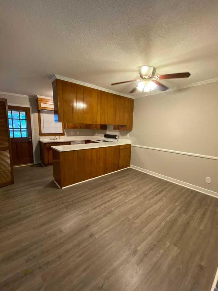 Thackston Drive 821 - Photo 3 of 18