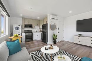 2511 Pennsylvania Ave - Photo 1 of 1