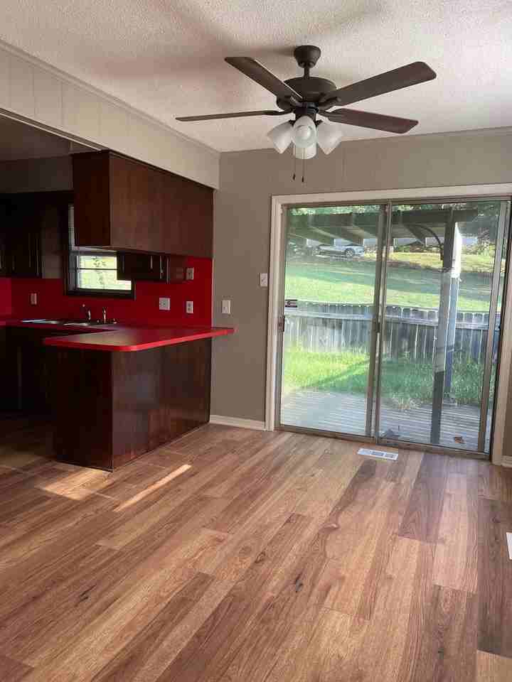 ELLSWORTH PROPERTIES - Photo 2 of 7