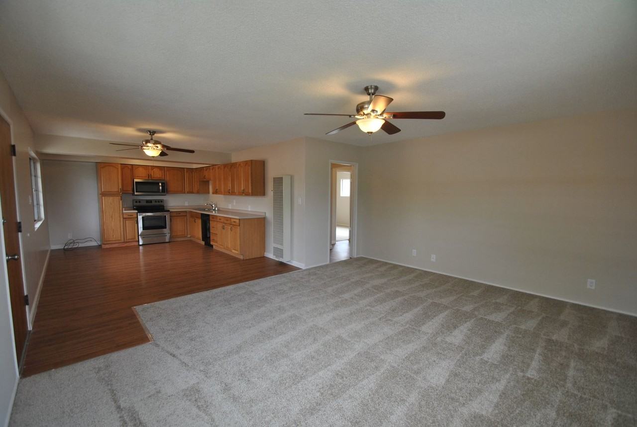 4165 Farquhar Ave - Photo 7 of 22