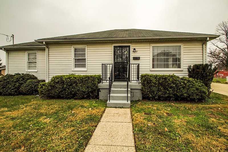 4022 Glenhurst Ave - Photo 3 of 22