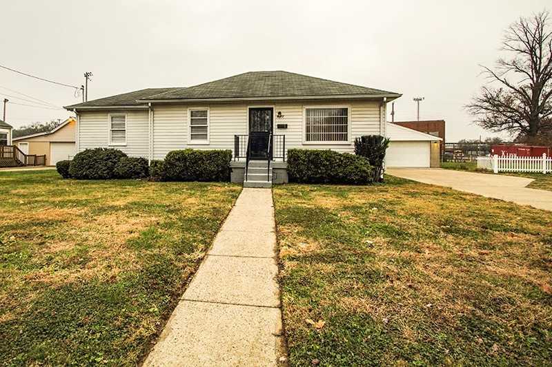 4022 Glenhurst Ave - Photo 4 of 22