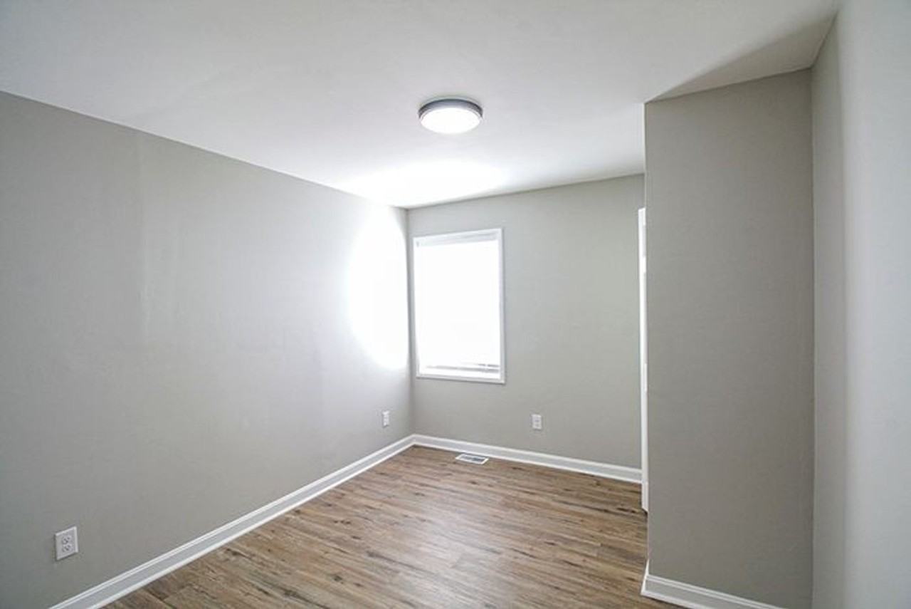 418 Marret Ave - Photo 3 of 27