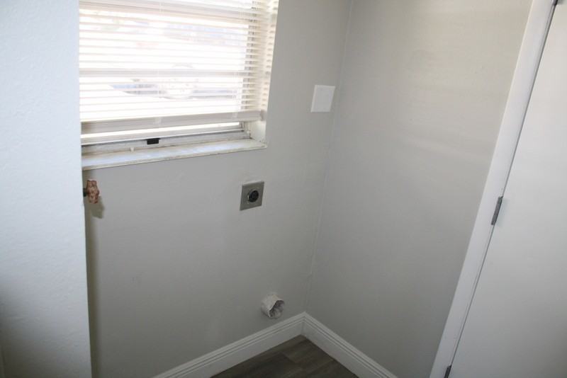 3526 Glenburn Ct - Photo 7 of 17