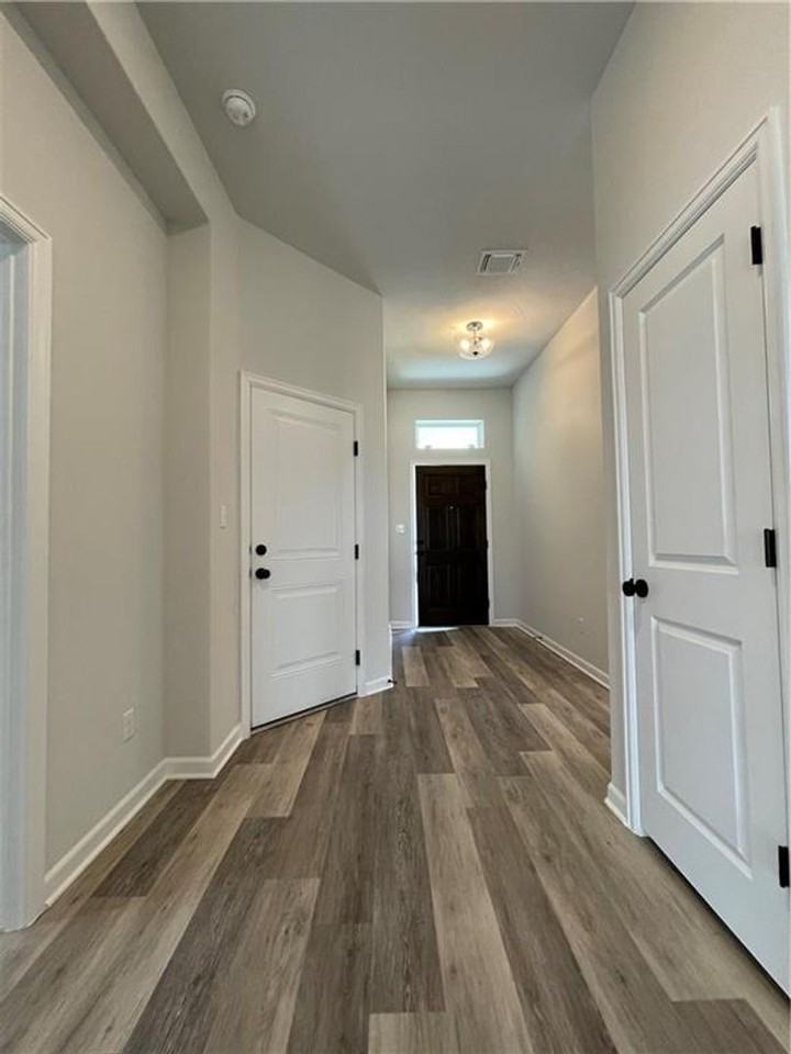 149 Patrick Herndon Dr - Photo 3 of 35