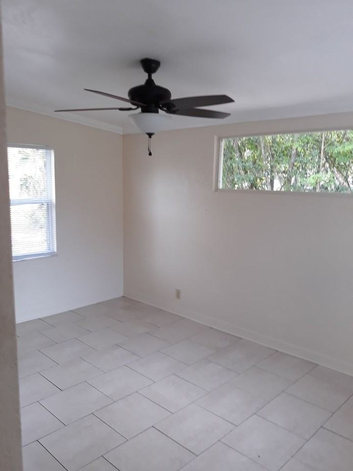 550 E 3rd St - Photo 2 of 9