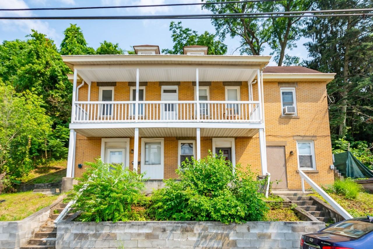 153 Union St - Photo 4 of 16