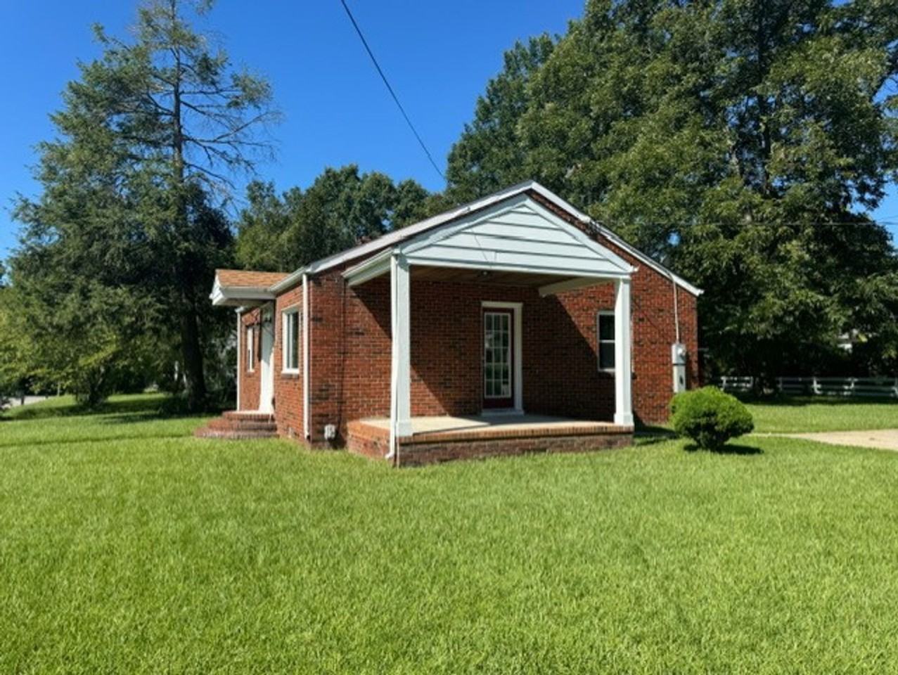 2501 Atlantic St - Photo 3 of 25