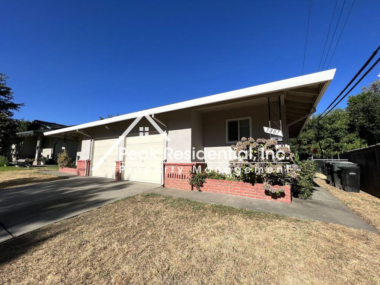 5807 Woodleigh Dr - Photo 3 of 22