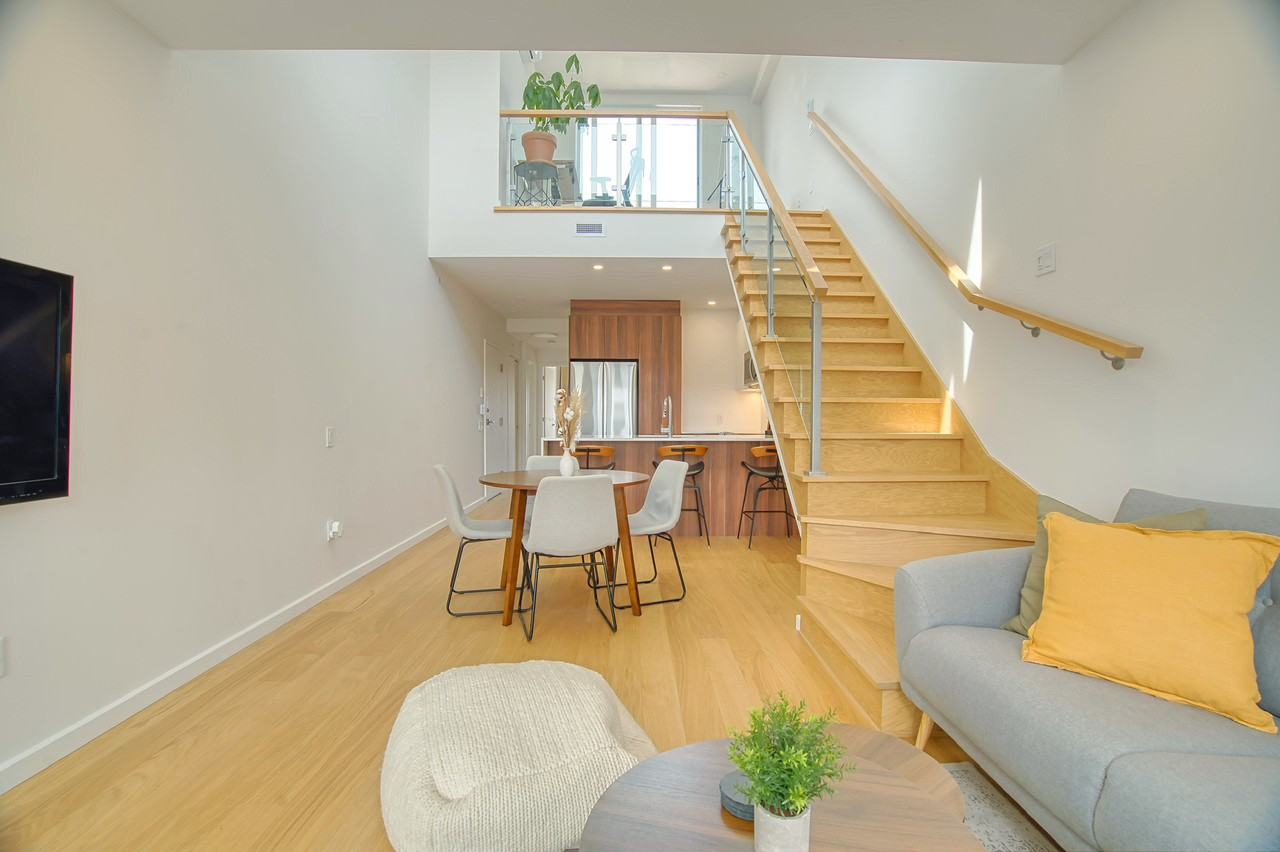 3690 Rue Sainte-Catherine Est #402 - Photo 2 of 15