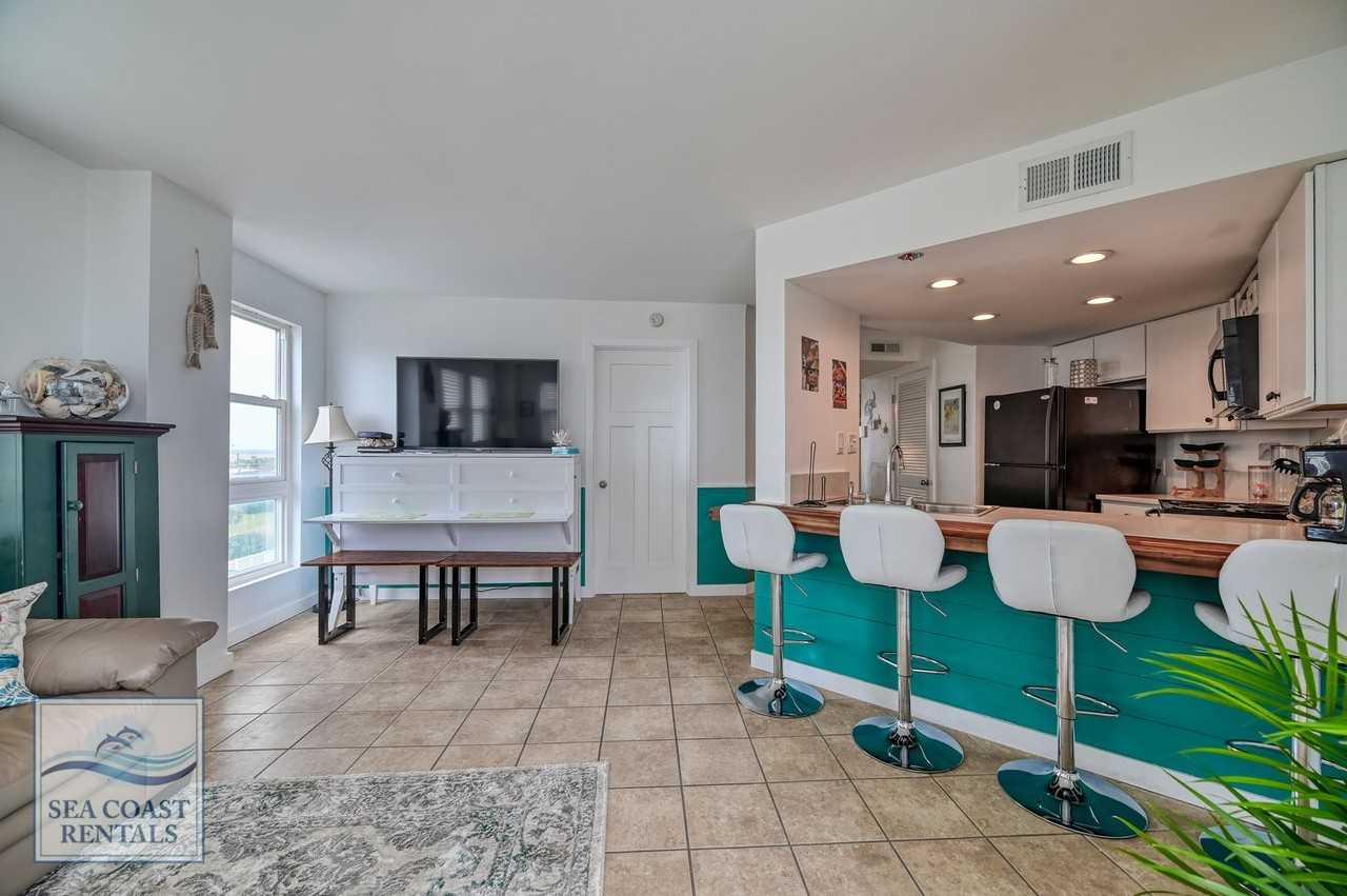 3201 St Regis 3201 @ 2000 New River Inlet Rd - Photo 2 of 28
