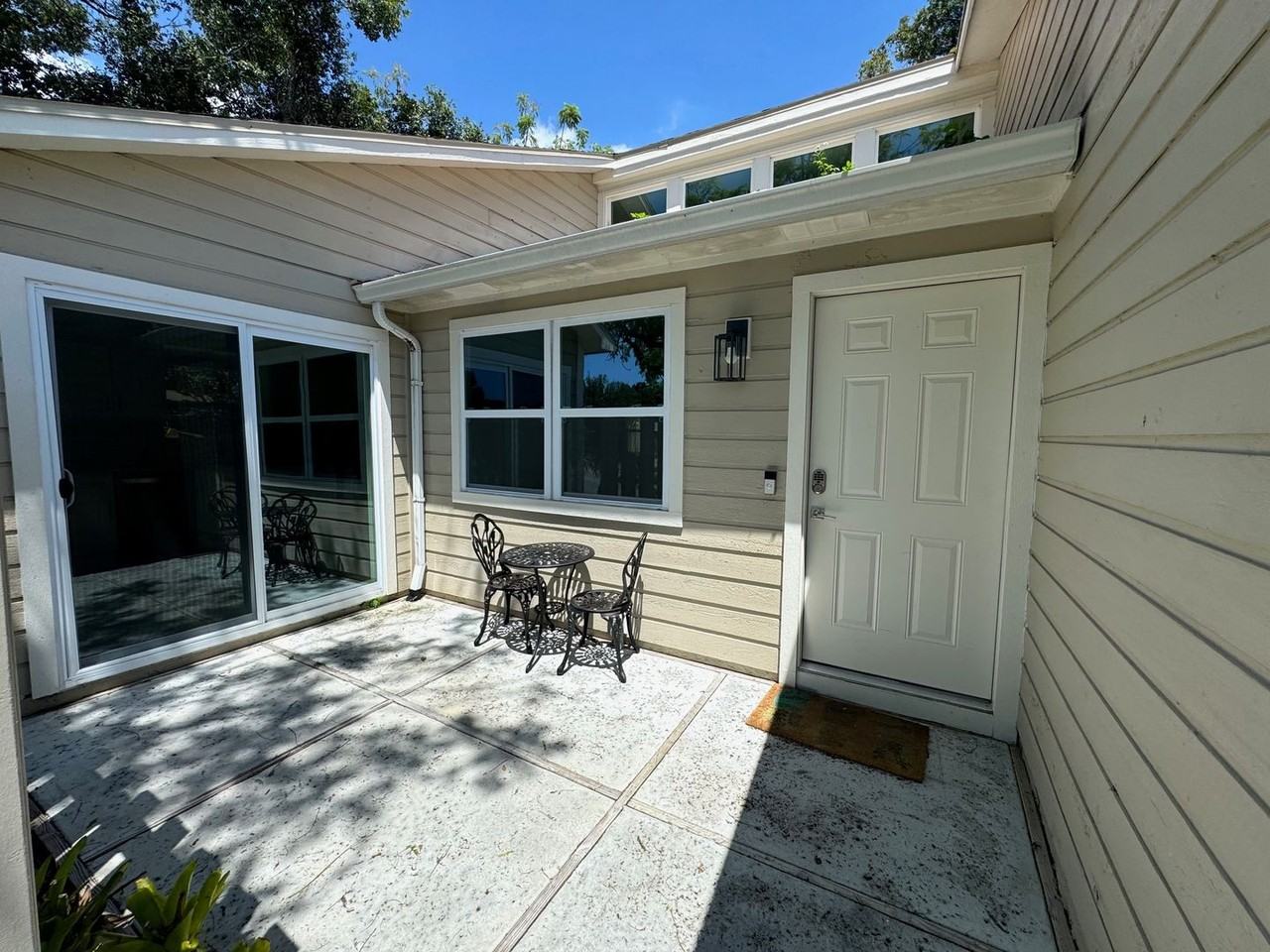 4227 Lanai Dr - Photo 2 of 17