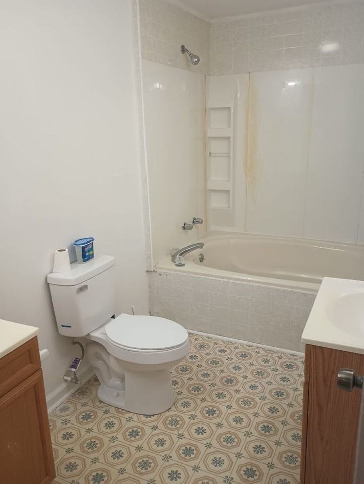 121 Gould Dr - Photo 3 of 15