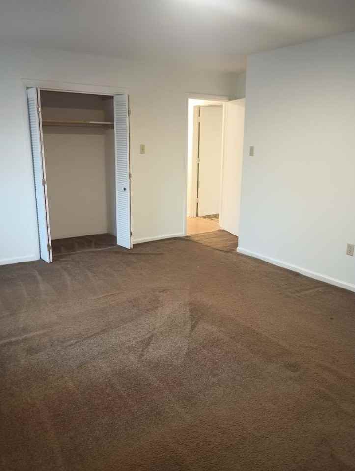 121 Gould Dr - Photo 6 of 15