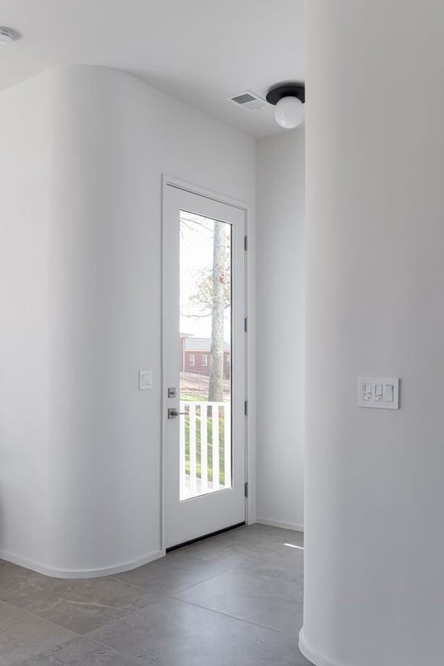 45 Baywood Ave - Photo 2 of 17