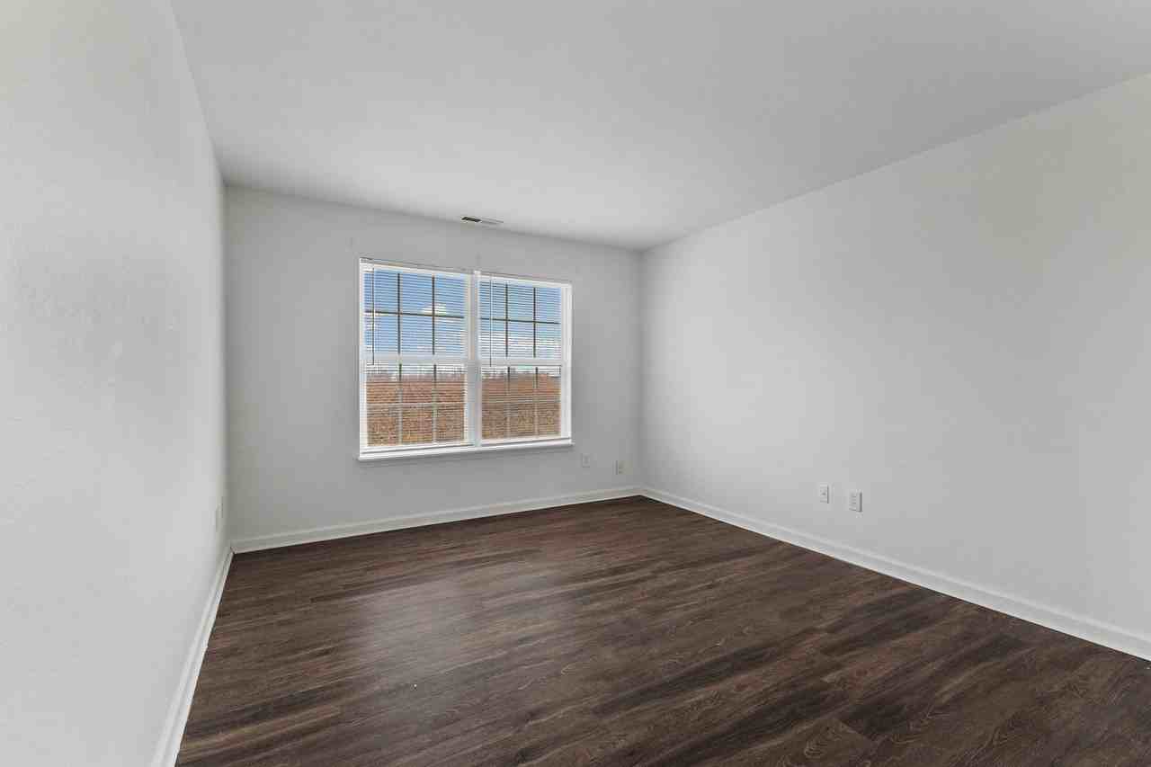 6016 Castleford Dr - Photo 6 of 27