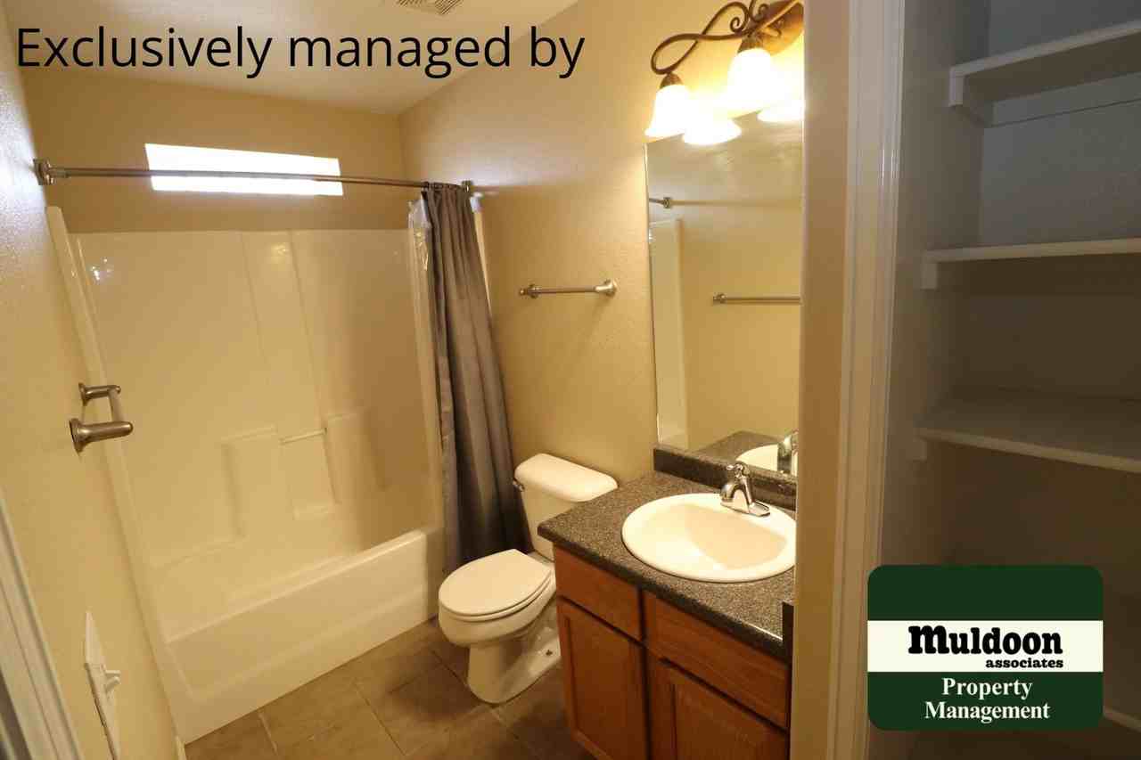 291 W Elgin Dr - Photo 5 of 14