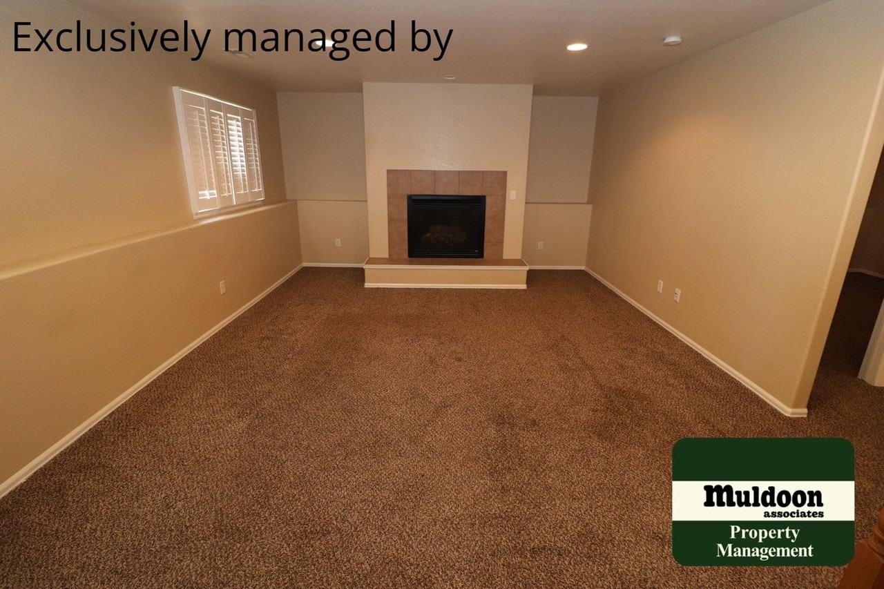 291 W Elgin Dr - Photo 7 of 14