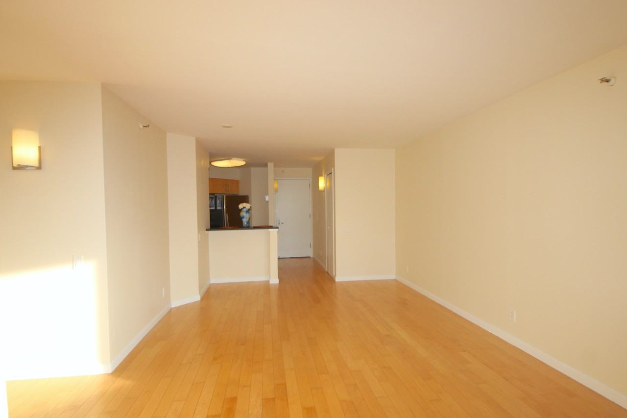 25 Forest St #7J - Photo 7 of 20