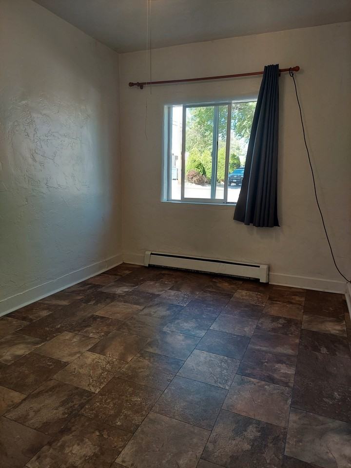 29 S Ash St #9 - Photo 3 of 14