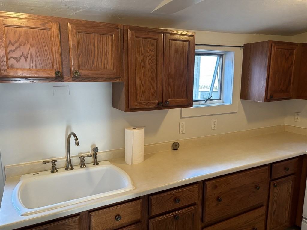 17 Babcock St #17 - Photo 3 of 18