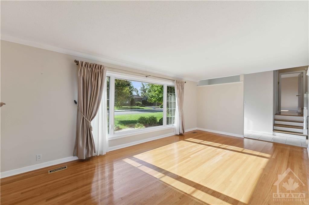 44 Leeming Drive - Photo 3 of 17