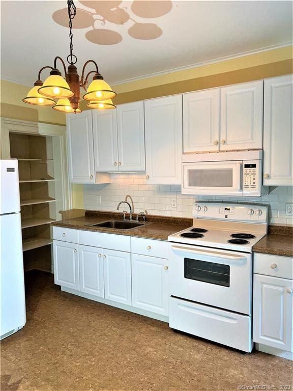 36 S Main St ##B - Photo 2 of 7