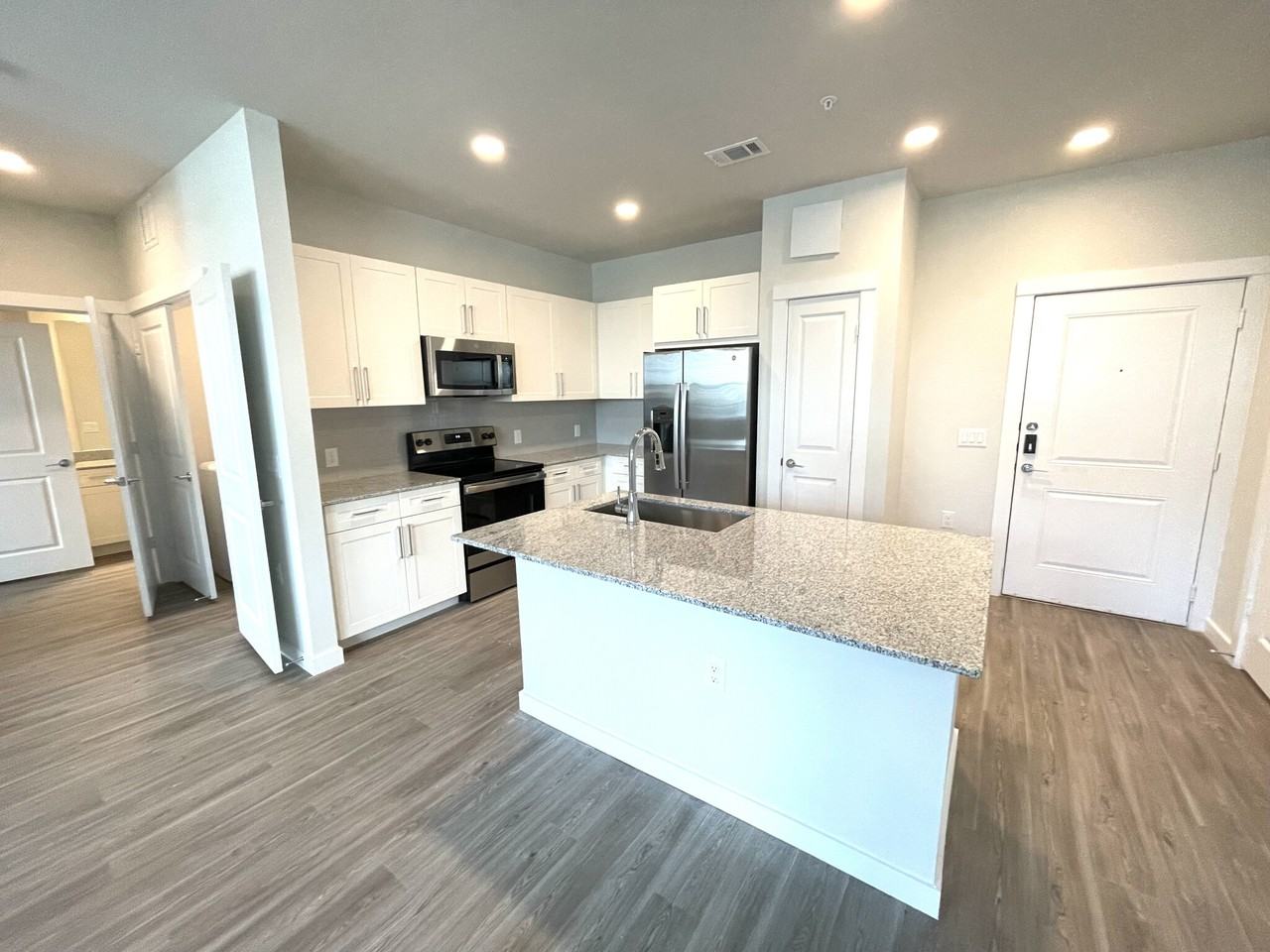 11925 Ring Dr #6161 - Photo 2 of 8