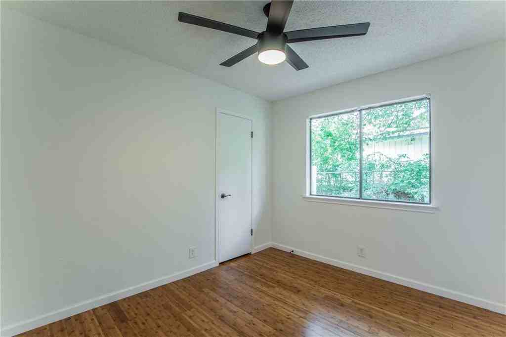 13205 Magazine Cv - Photo 7 of 14