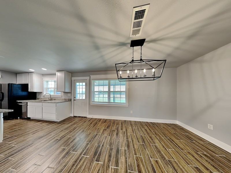 1875 Butler Rd - Photo 7 of 17