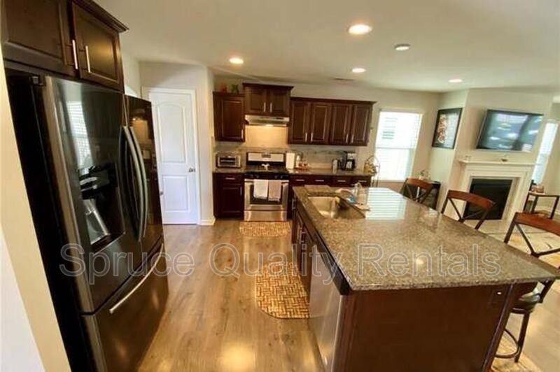 347 Inlet Place Dr - Photo 3 of 20