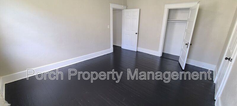 215 W Belmont St #215-5 - Photo 7 of 23