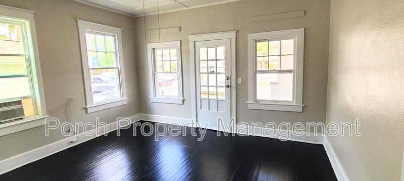 215 W Belmont St #215-5 - Photo 2 of 23