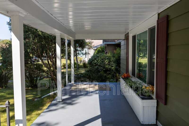 515 Ostemo Pl - Photo 3 of 21