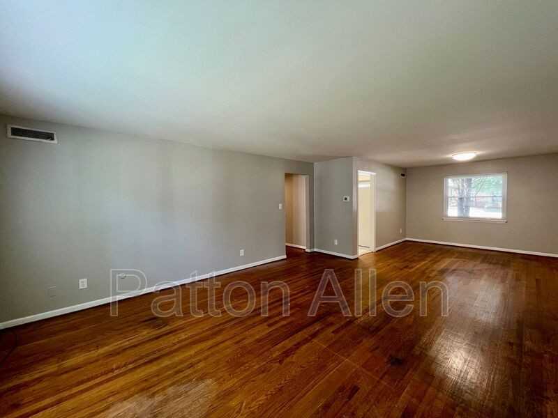 1020 Hendersonville Rd #2 - Photo 2 of 22