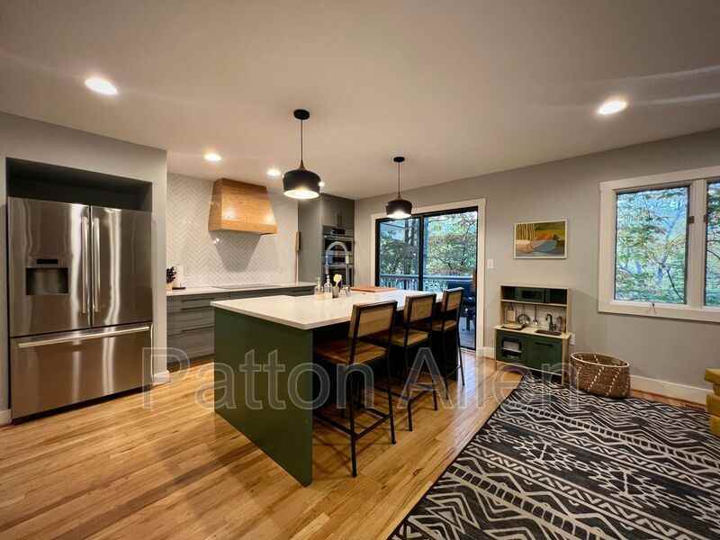 205 Laurel Ridge Rd - Photo 7 of 47