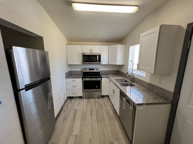 656 Spokane St - Photo 4 of 14