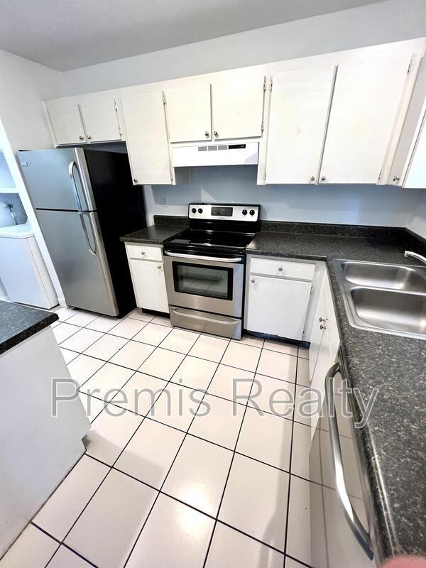 2928 Lichen Ln - Photo 4 of 11