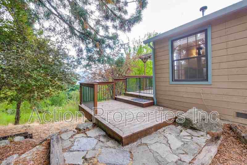 21524 Santa Clara Rd - Photo 2 of 38