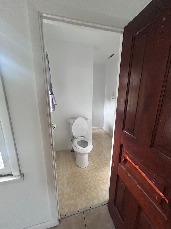 1625 Spear Street - Photo 3 of 9