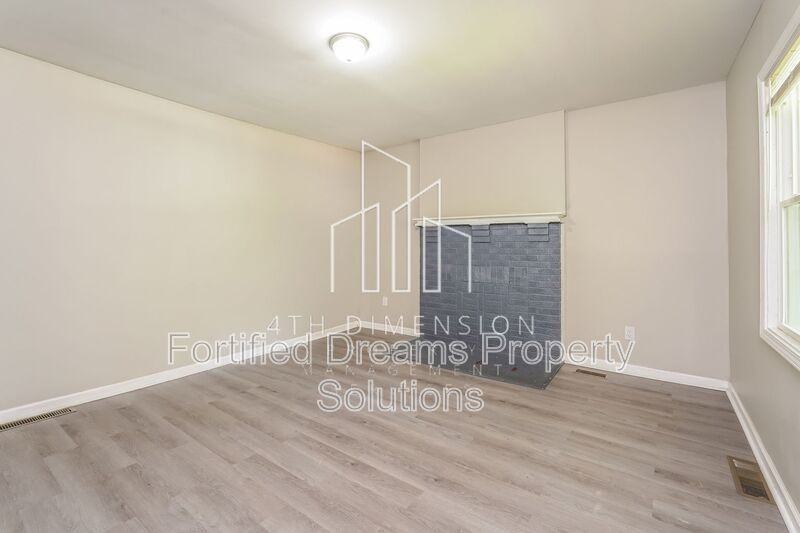 519 W 20th St - Photo 4 of 17