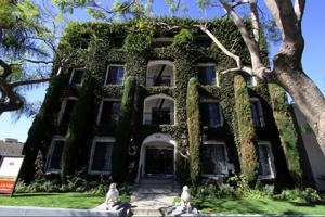 featured image of 649 South Burnside Avenue