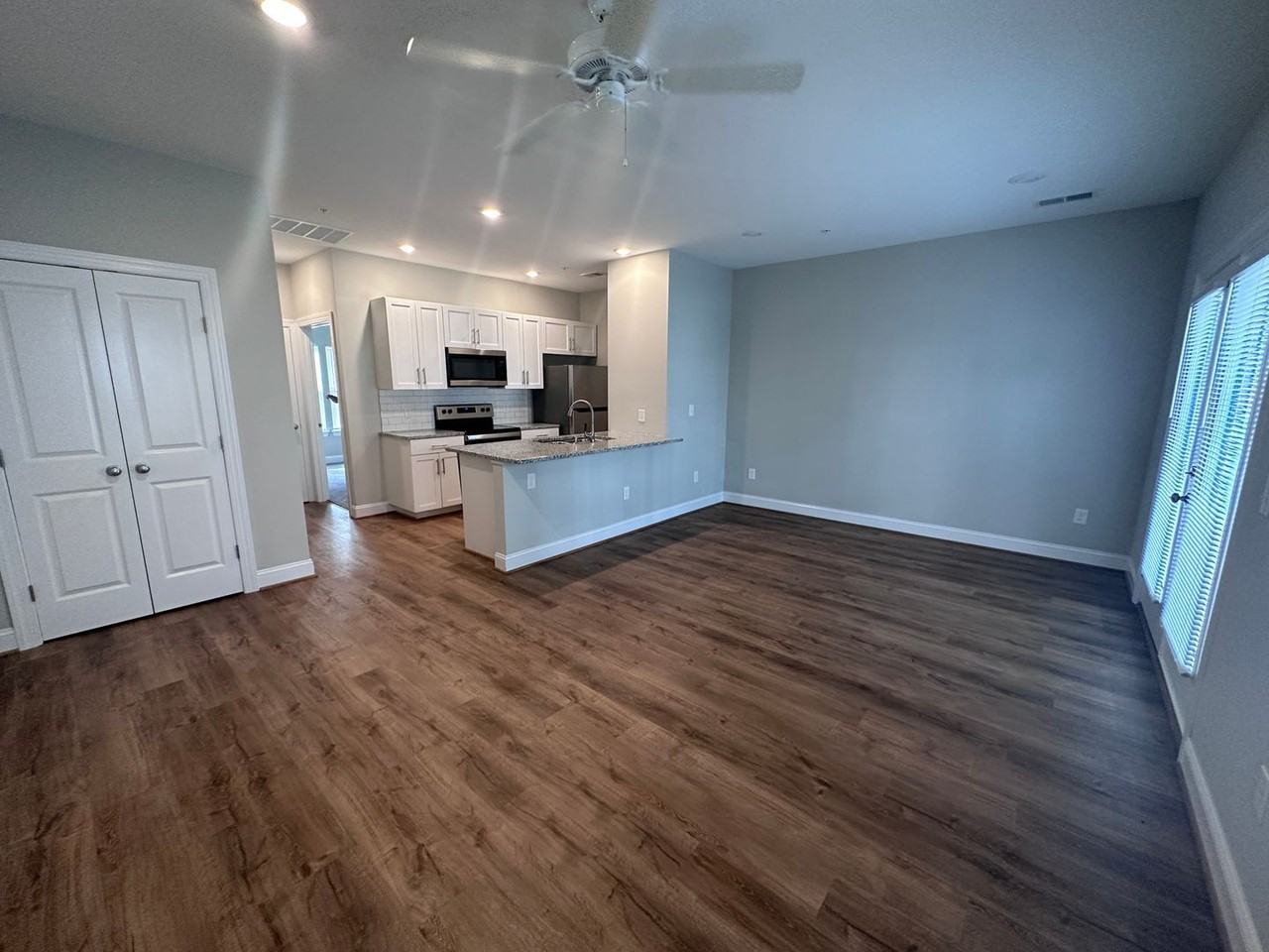 Lofts on Park--5748 - Photo 4 of 18