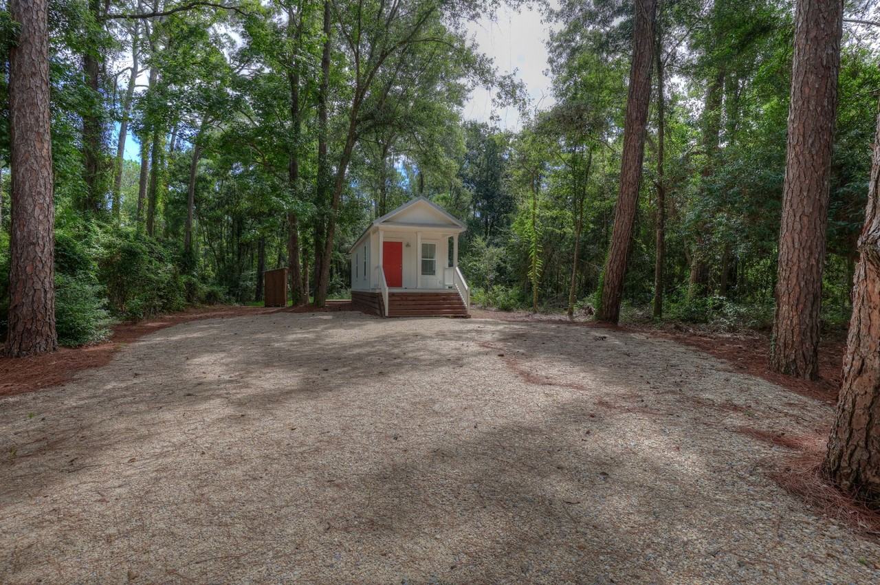 13804 Scenic Highway 98 - Photo 2 of 11