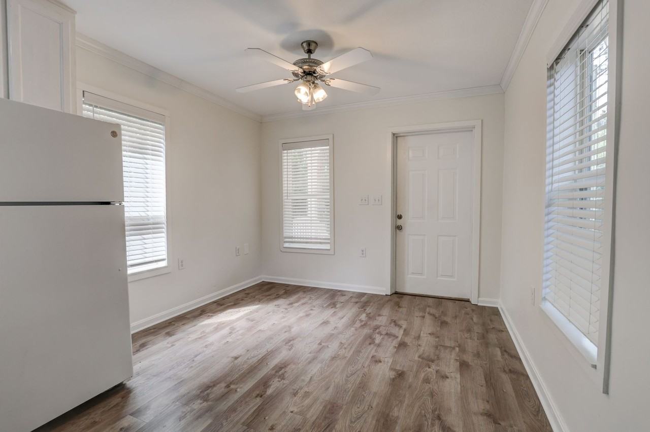 13804 Scenic Highway 98 - Photo 3 of 11