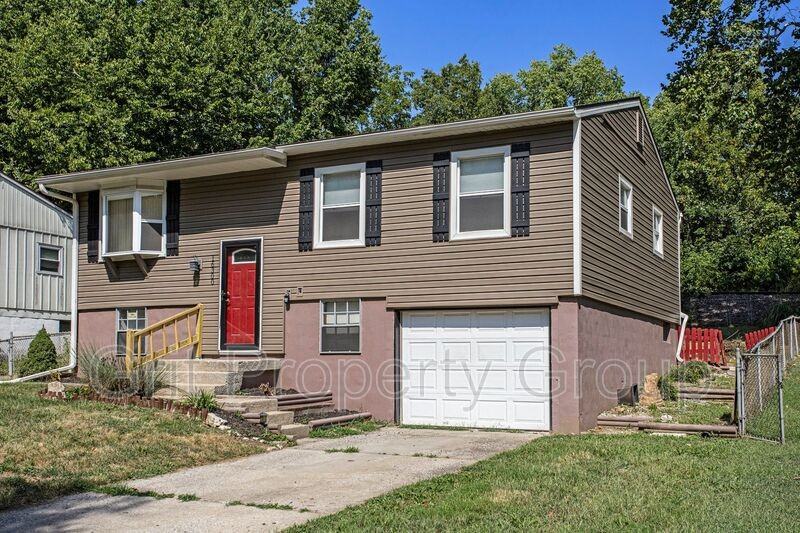 16300 E Elm St - Photo 3 of 25